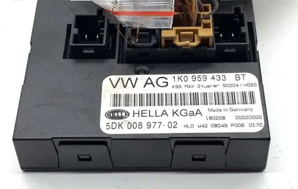 Volkswagen Golf V Central body control module 1K0959433BT