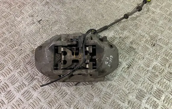Mercedes-Benz GLC X253 C253 Front brake caliper