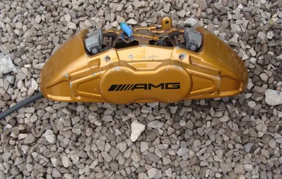 Mercedes-Benz A W176 Front brake caliper A1764210798-2