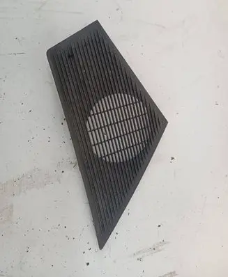 Dodge RAM Front door speaker cover trim 0000610402 VP9DRX44046A27