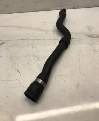 BMW 5 E60 E61 Engine coolant pipe/hose