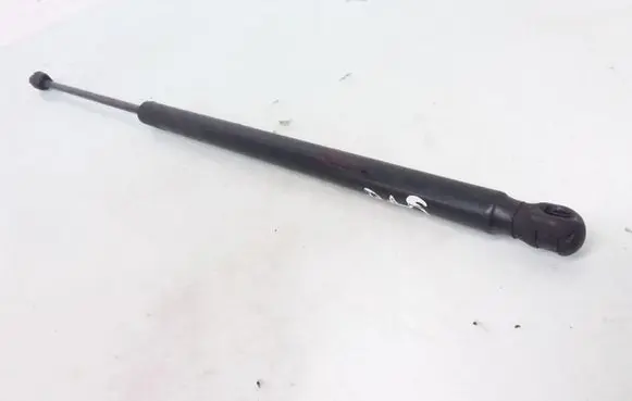 KIA Sorento Tailgate/trunk strut/damper 817813E020