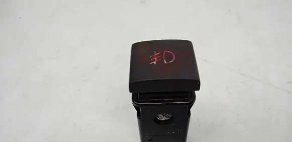 Fog light switch