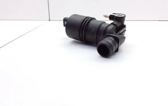 Renault Laguna II Windscreen/windshield washer pump 030639