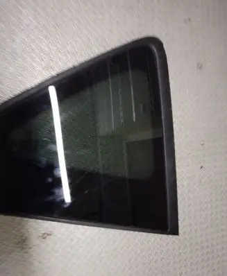 Toyota Corolla Verso AR10 Rear side window