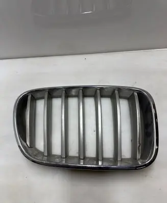 BMW X3 F25 Front bumper upper radiator grill 7210726 7237422