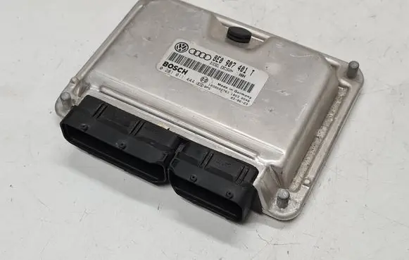 Audi A4 S4 B6 8E 8H Engine control unit/module 8E0907401T 0281011444