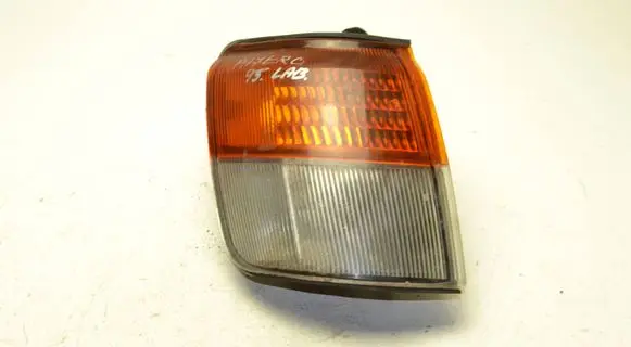Mitsubishi Pajero Front indicator light 21037746