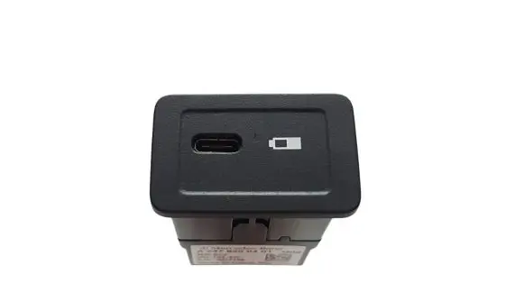 USB socket connector