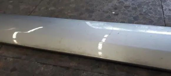 Opel Omega B1 Front door trim (molding) 90566961