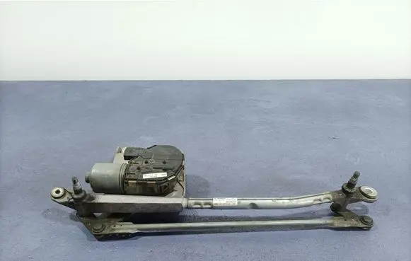 Audi Q7 4M Front wiper linkage and motor 4M1955023B