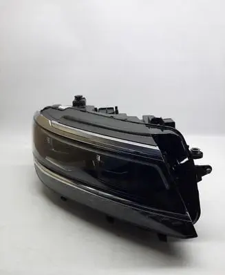 Volkswagen Tiguan Headlight/headlamp 5NC941082D