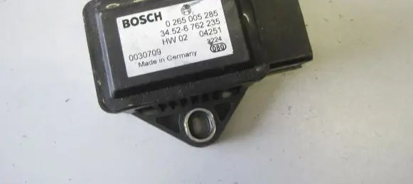 BMW 5 E60 E61 ESP acceleration yaw rate sensor 6762235