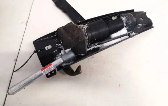 Volvo S80 Front seatbelt