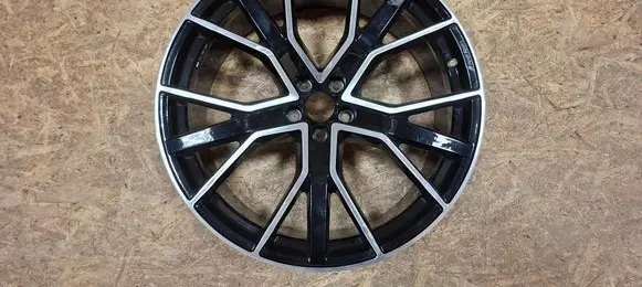 Audi Q8 R22 alloy rim 4M86010250 B000713