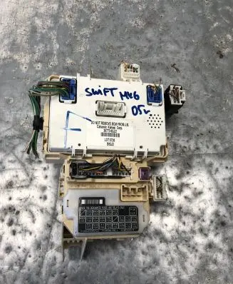 Suzuki Swift I Fuse box set 36770-62J21