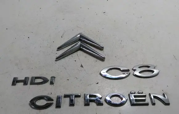 Citroen C8 Manufacturers badge/model letters 
