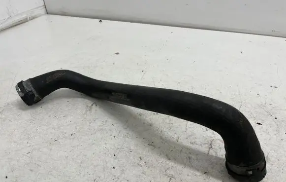 Mercedes-Benz E W213 Engine coolant pipe/hose A2135010182