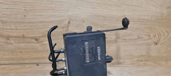 Volvo S40 ABS Pump 30794730AA