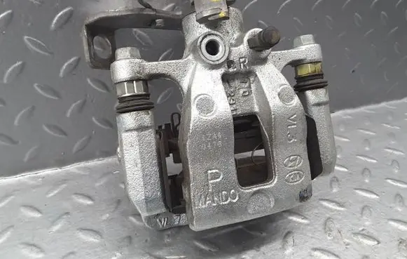Hyundai i20 (BC3 BI3) Rear brake caliper 58230Q0300 CLPRPJF20521 BC140392