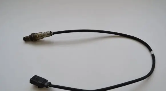Audi A3 S3 8V Lambda probe sensor 04E906262A