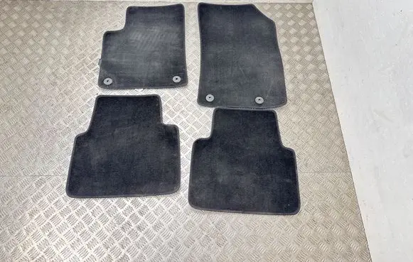 Opel Crossland X Car floor mat set