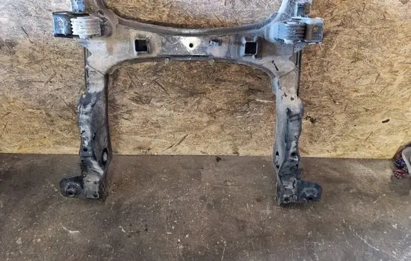 Mercedes-Benz B W245 Front subframe 