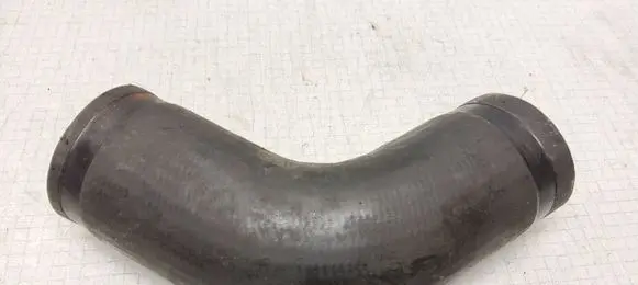 Nissan Almera N16 Intercooler hose/pipe