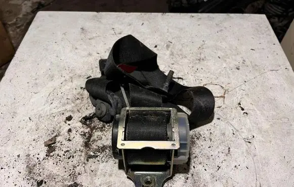 Ford Fiesta Front seatbelt 2S6AA61234AD