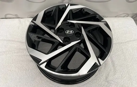 Hyundai i20 (BC3 BI3) R17 alloy rim 52910Q0300