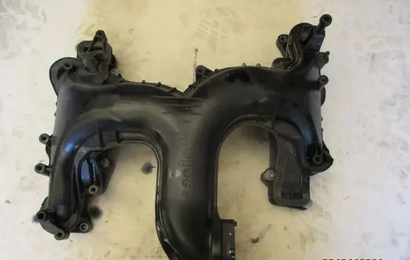 Audi Q7 4L Exhaust manifold 059129711CF