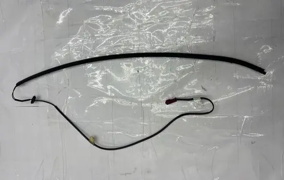 Mercedes-Benz GL X164 Seal rubber (tailgate) 3007298 30089654 A1648706510