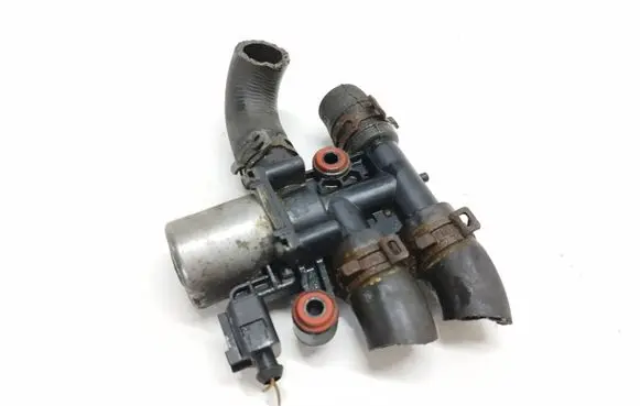 Audi A4 S4 B7 8E 8H Coolant heater control valve 8E0820036