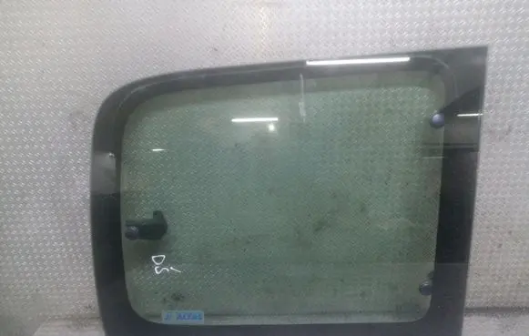 Citroen Berlingo Rear side window