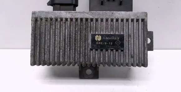 Glow plug pre-heat relay
