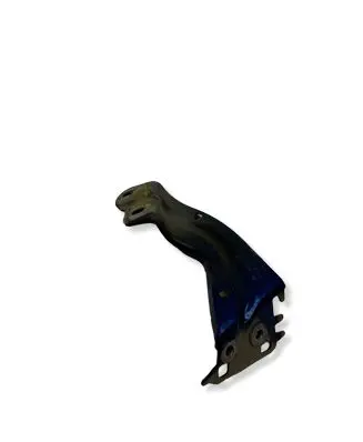 Volkswagen T-Roc Fender mounting bracket 2GA821136 20422 20724