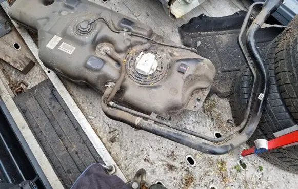 Nissan Qashqai J12 Rear brake caliper 170406UM0A ITA