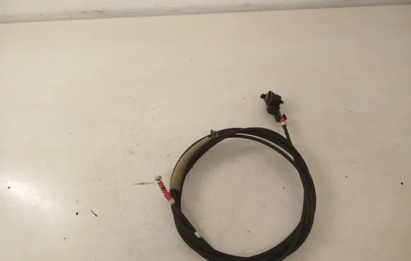 Nissan Qashqai Fuel cap flap release cable 