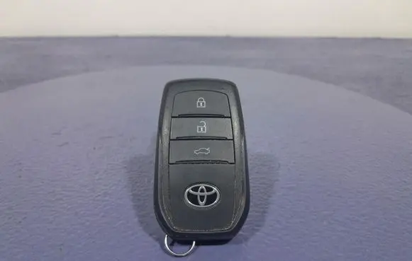 Toyota Corolla E10 Ignition lock B3H2K2R