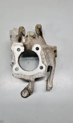 Rear wheel hub
