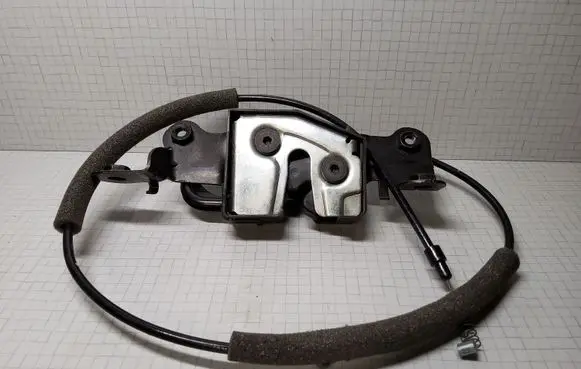 Volvo S60 Seat back rest lock catch 2470301