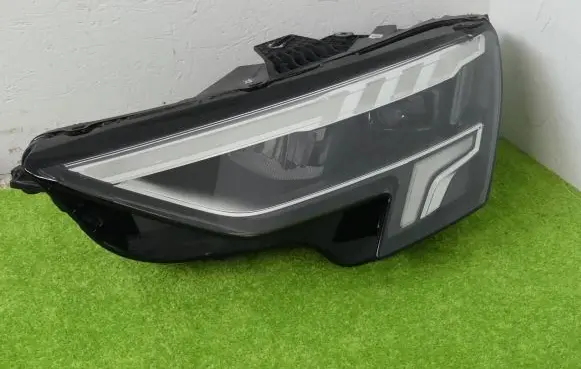 Audi A3 8Y Headlight/headlamp 8y0941033