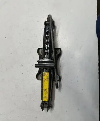 Ford Focus Lift Jack 6M5117080AB