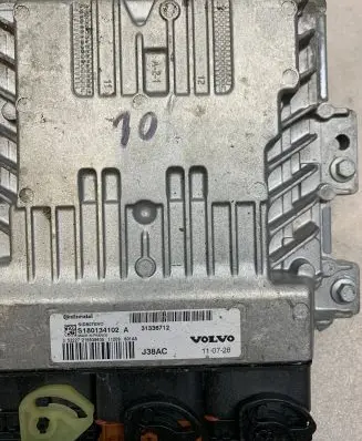 Volvo S60 Engine control unit/module ECU 31336712 S180134102