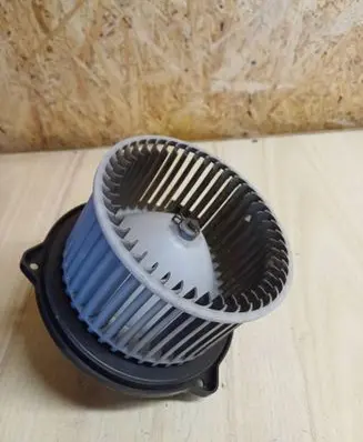 Mazda 2 Heater fan/blower HB111EG2101 8727000690
