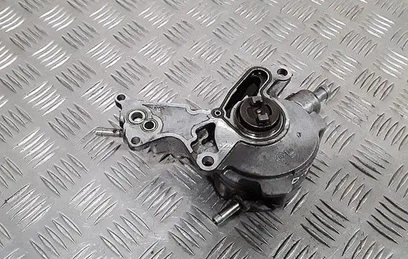 Audi A3 S3 8L Vacuum pump 038145209A