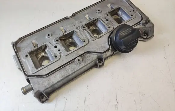 Rocker cam cover
