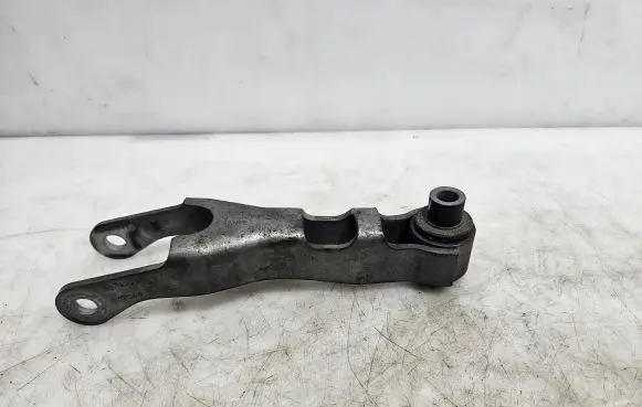 Volvo V50 Engine mount bracket 30778943