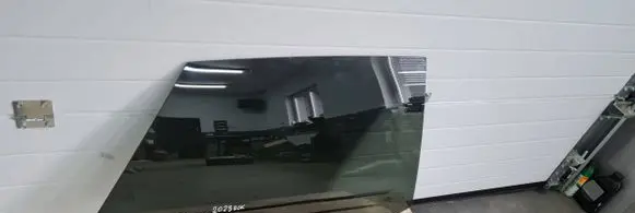 Audi RS Q8 Rear door window glass 4M8845206A