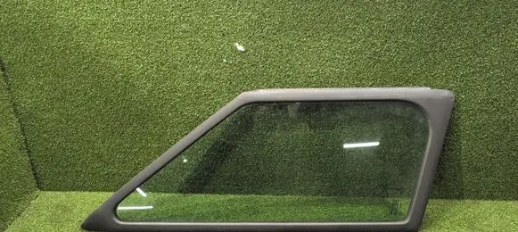 Mercedes-Benz Sprinter W907 W910 Rear vent window glass A9106710300 DOT618M391AS2 E000233